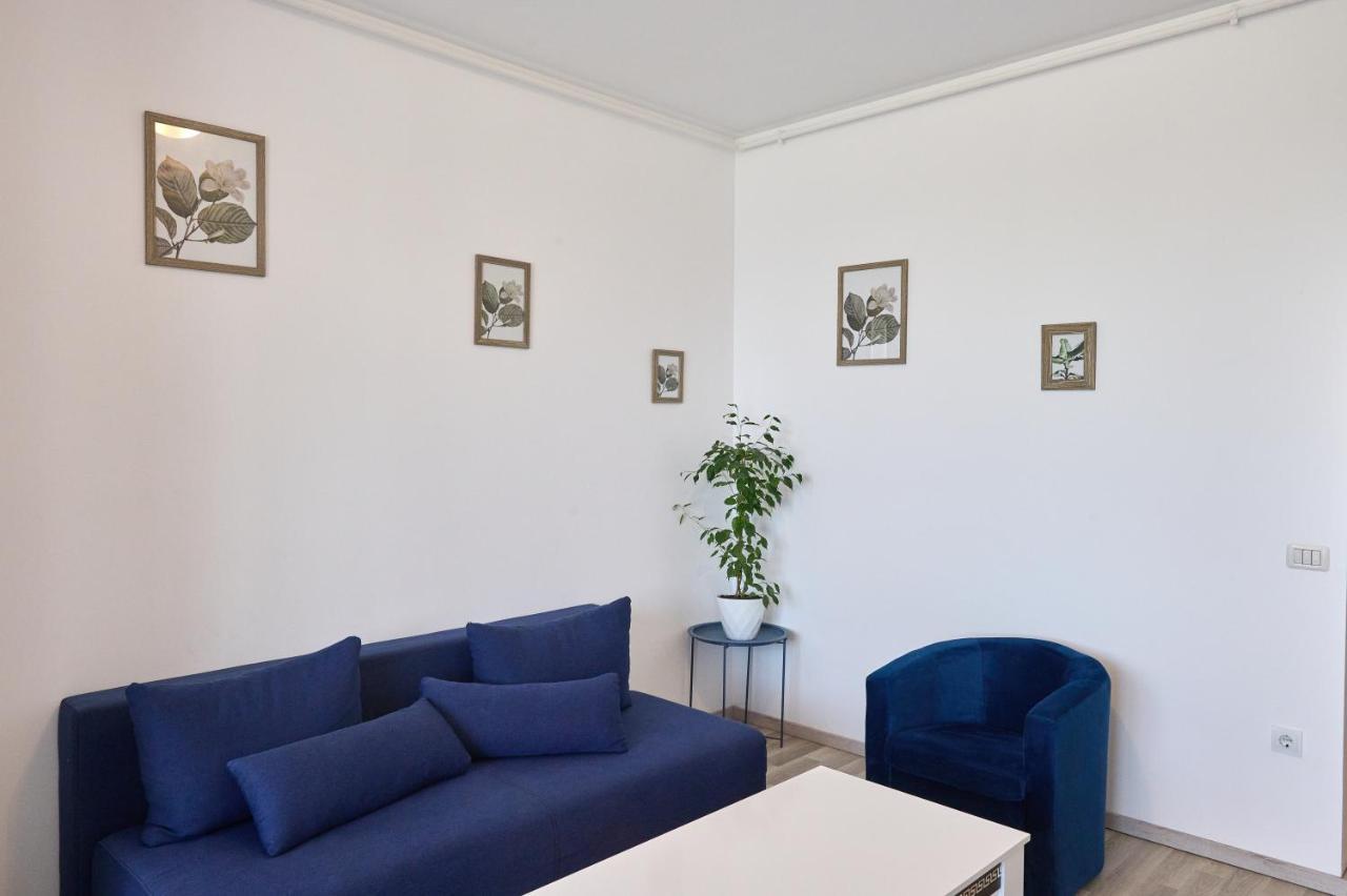 Alina Lake View Apartment Mamaia Ngoại thất bức ảnh