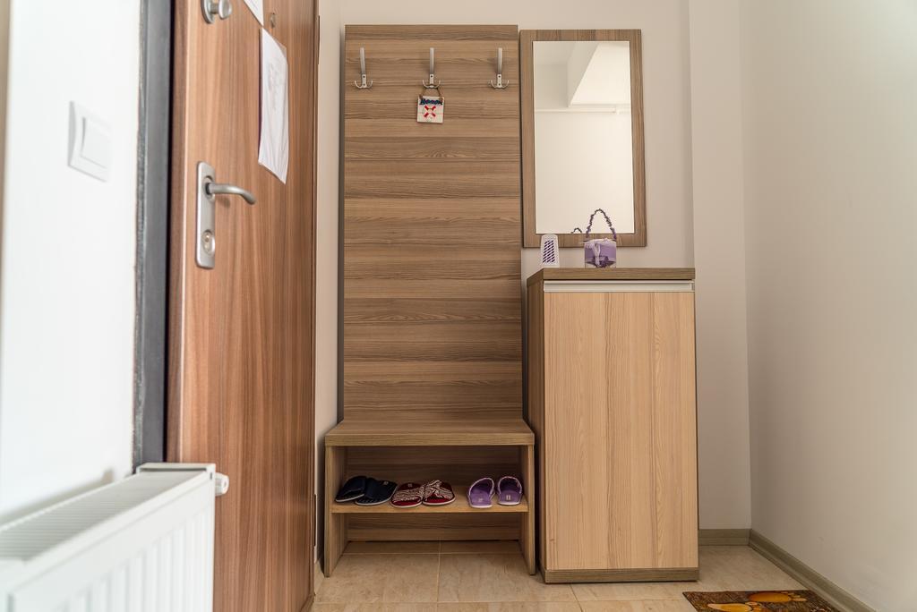 Alina Lake View Apartment Mamaia Ngoại thất bức ảnh